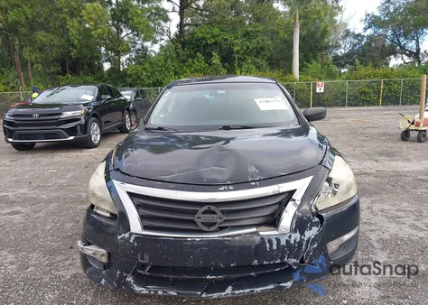 2014 Nissan Altima 2.5 S z USA, uszkodzony, nr VIN 1N4AL3AP3EN248090